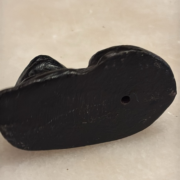 Cast iron cat paperweight - Picture 3 of 5